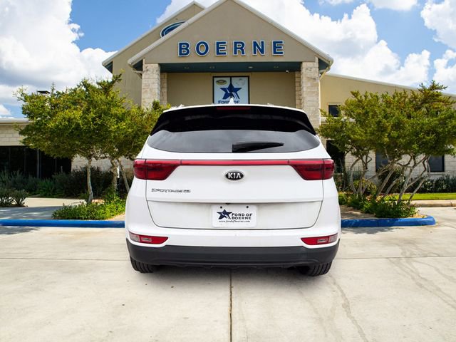 Used 2017 Kia Sportage LX w/ LX Popular Package FWD image 4