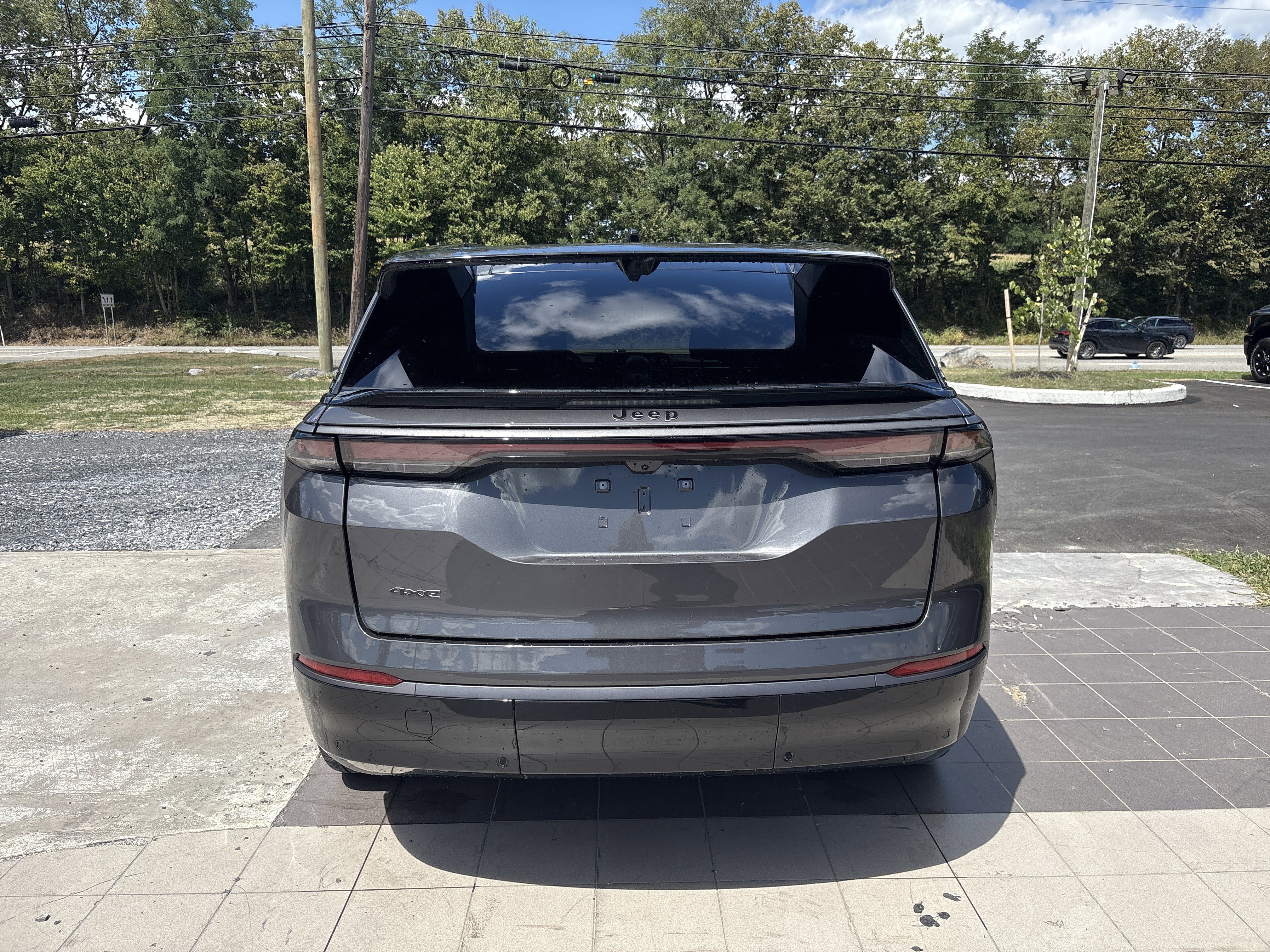 New 2025 Jeep Wagoneer Launch Edition w/ Trailer Tow Group image 5