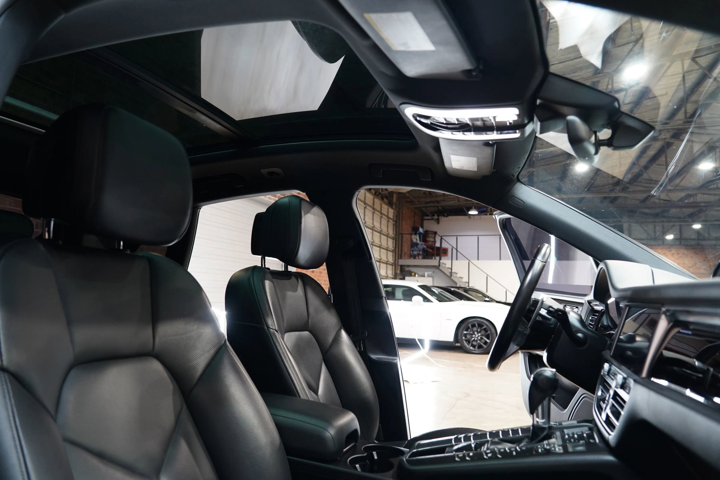 Used 2019 Porsche Macan S image 58