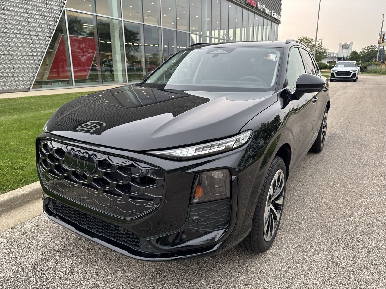 New 2026 Audi Q3 quattro 2.0T AWD/4WD image 23