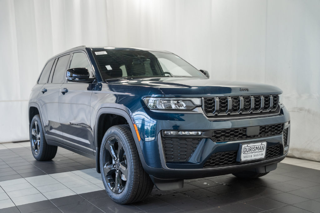 New 2026 Jeep Grand Cherokee Limited w/ Limited Altitude Package