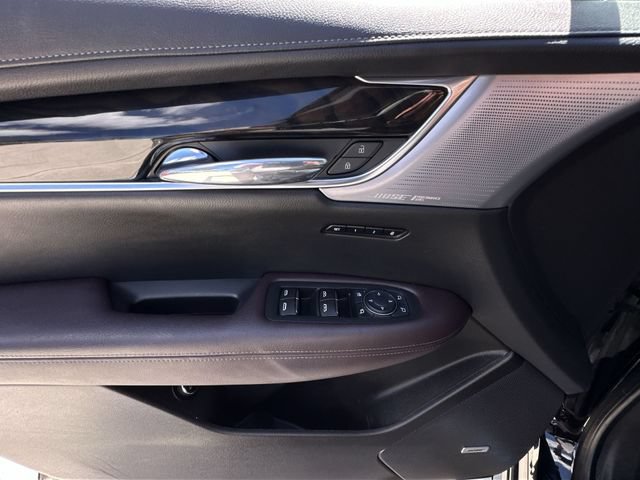Used 2023 Cadillac XT6 Premium Luxury FWD image 21