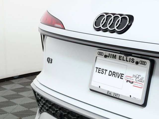 New 2026 Audi Q3 quattro 2.0T image 36