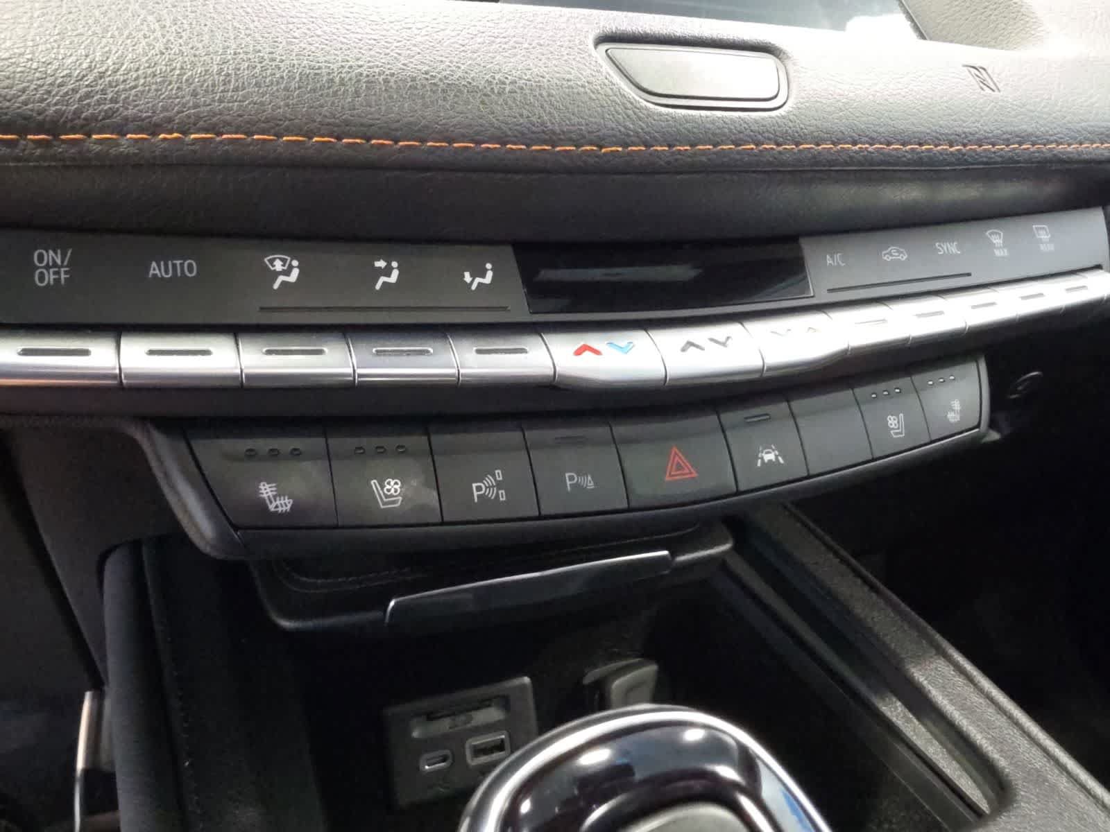 Used 2020 Cadillac XT4 Sport AWD/4WD image 26
