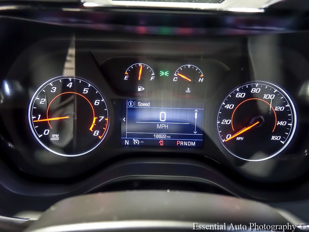 Used 2024 Chevrolet Camaro LT RWD image 4
