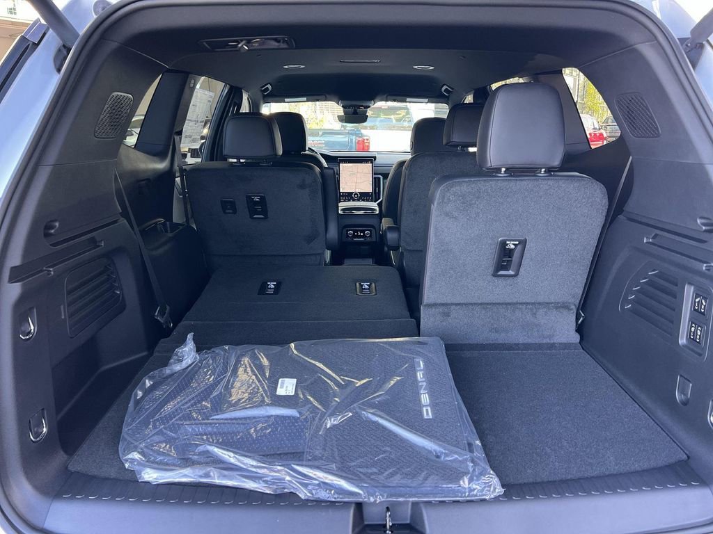 New 2026 GMC Acadia Denali w/ Super Cruise Package image 28