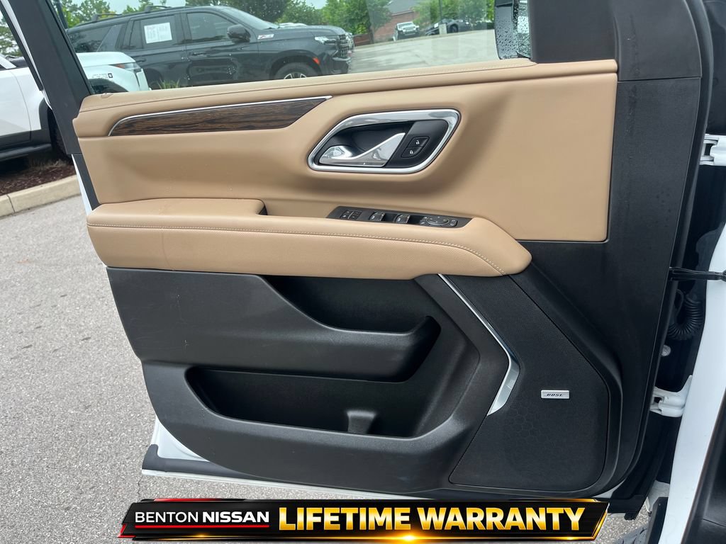 Used 2023 Chevrolet Tahoe Premier AWD/4WD image 11