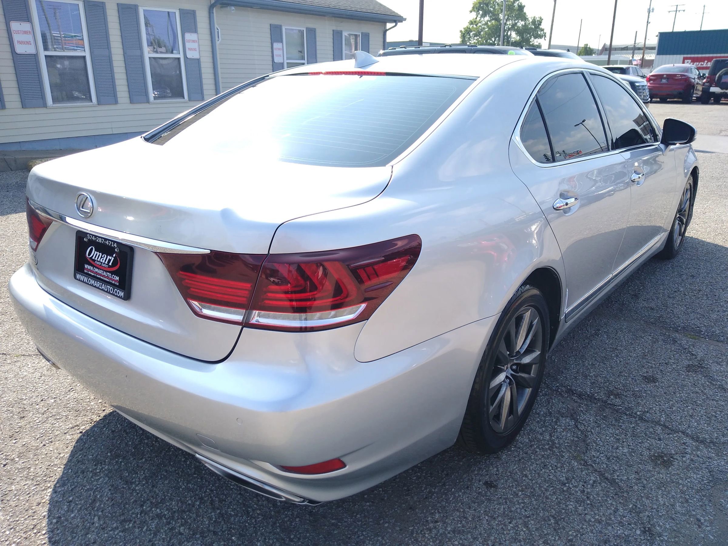 Used 2014 Lexus LS 460 AWD w/ Comfort Package image 7