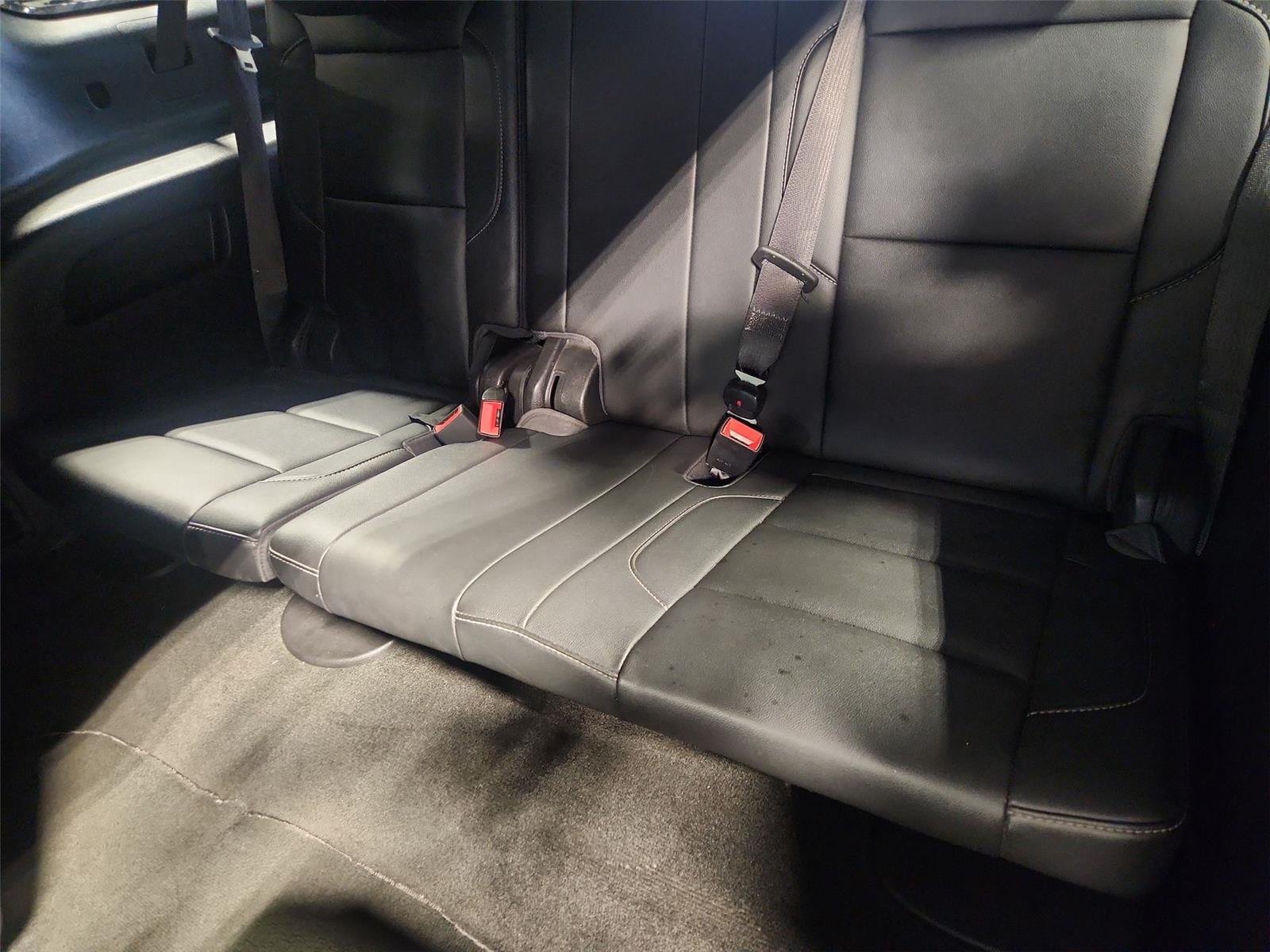 Used 2018 Chevrolet Suburban LT AWD/4WD image 34