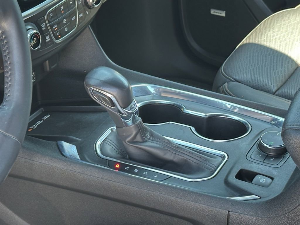 Used 2022 Chevrolet Traverse High Country image 18