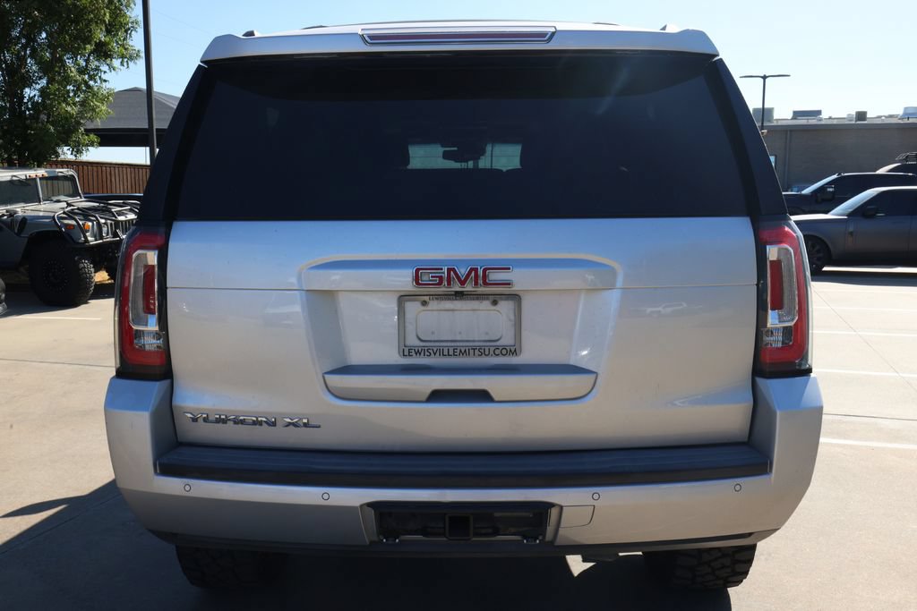 Used 2017 GMC Yukon XL SLT w/ Open Road Package AWD/4WD image 6