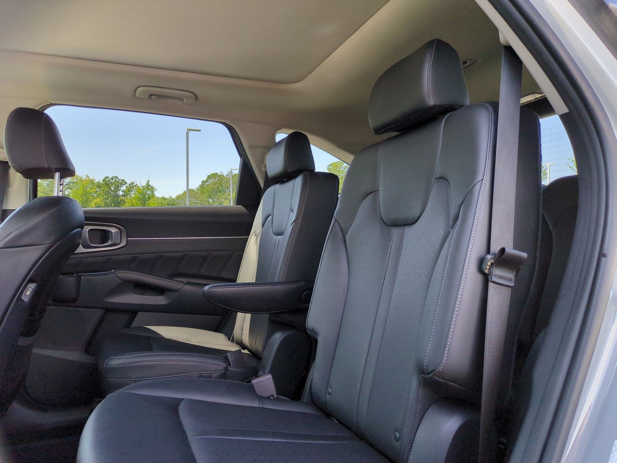 Used 2022 Kia Sorento SX FWD image 30