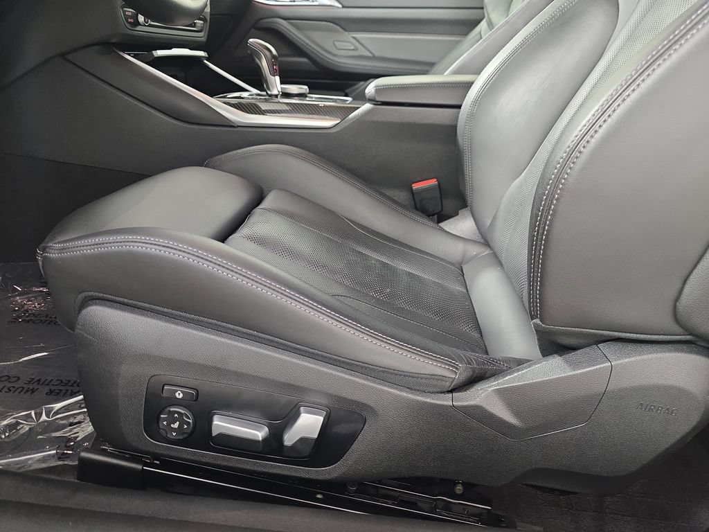 Used 2023 BMW M4 Competition w/ Executive Package RWD image 31