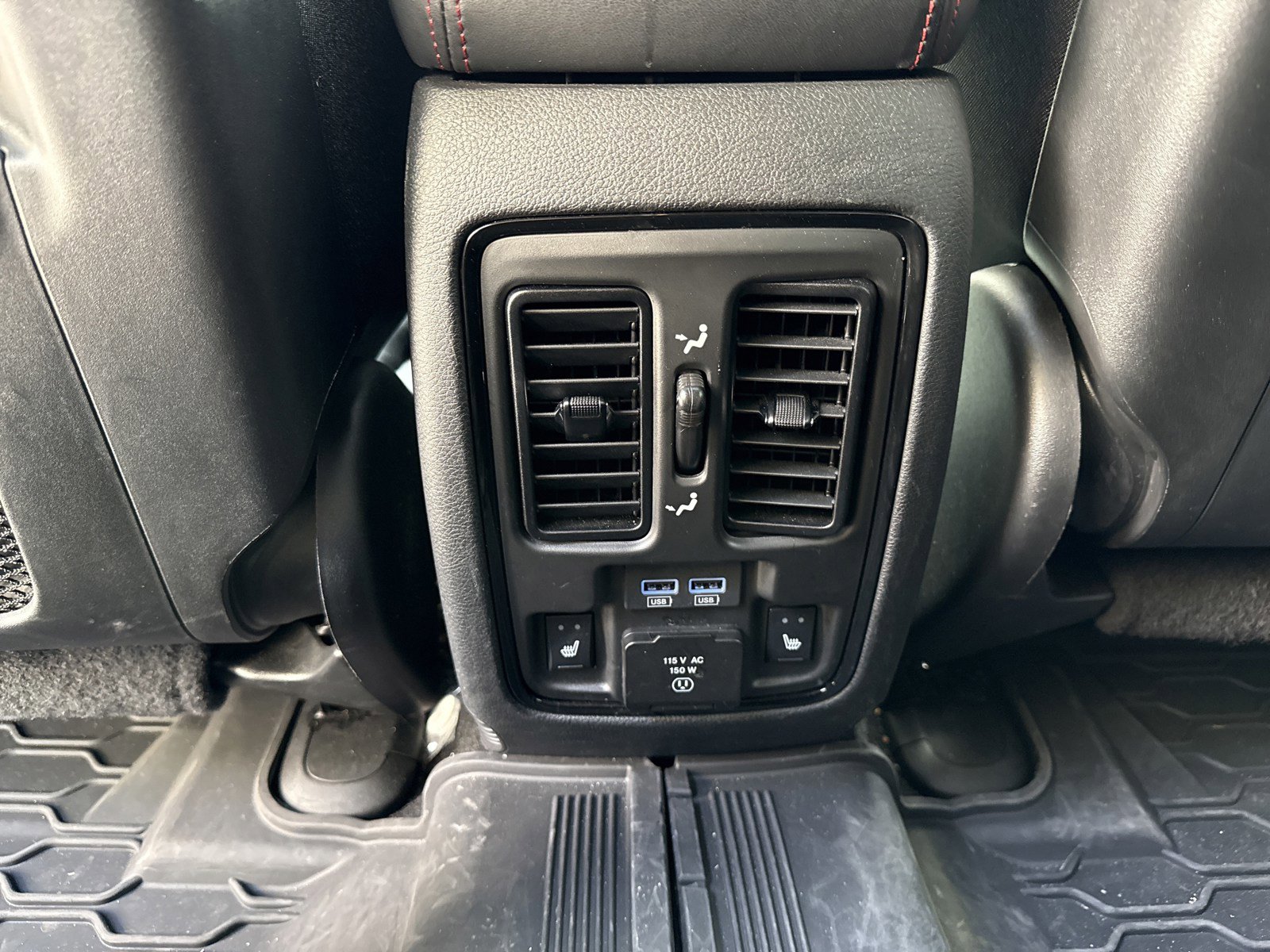 Used 2023 Dodge Durango R/T image 28