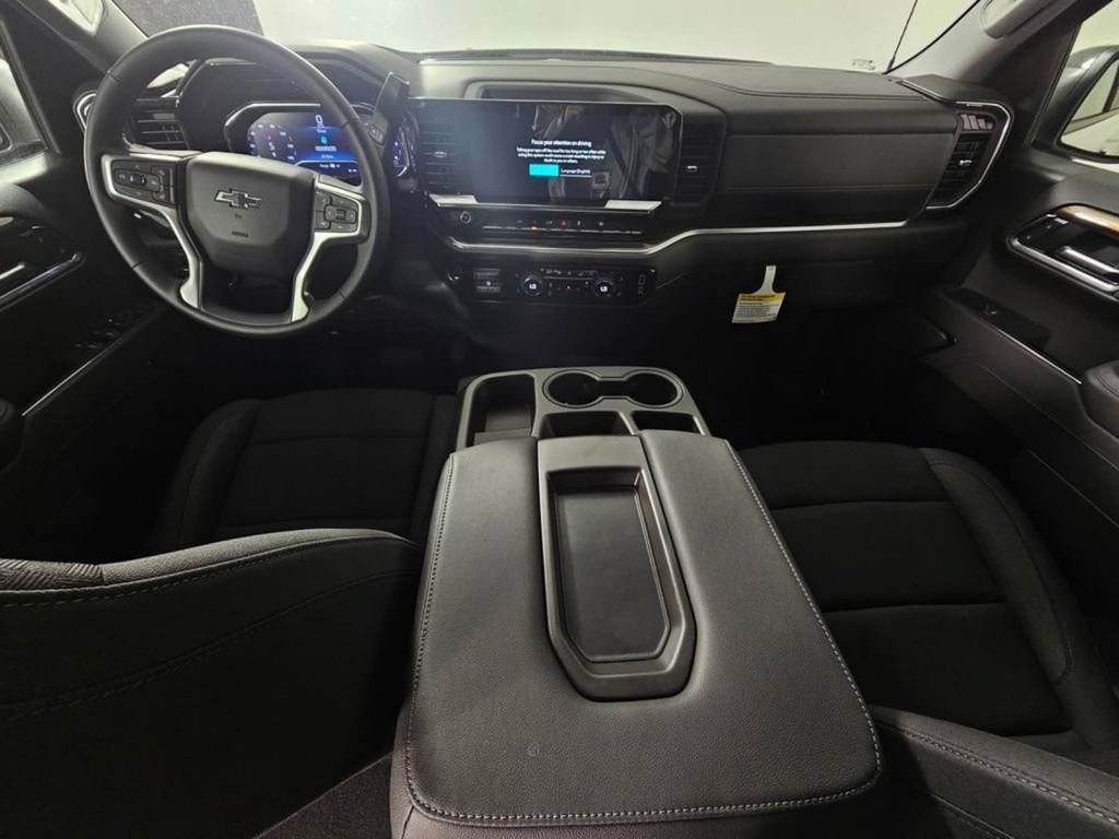 Used 2025 Chevrolet Silverado 1500 RST AWD/4WD image 20