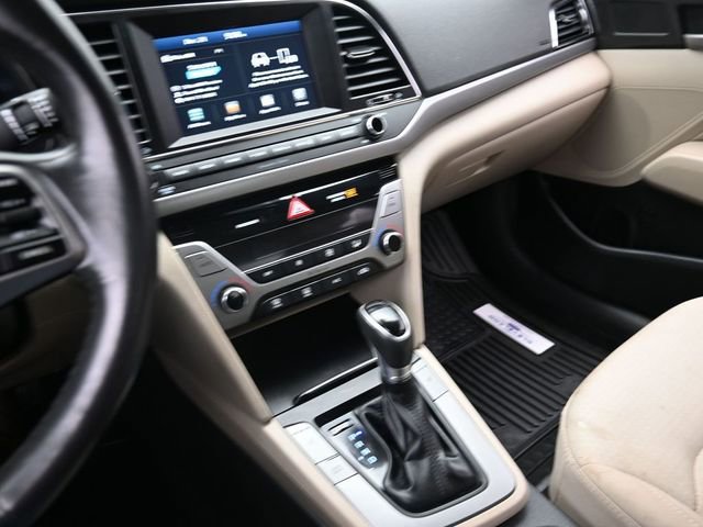 Used 2017 Hyundai Elantra Value Edition image 21