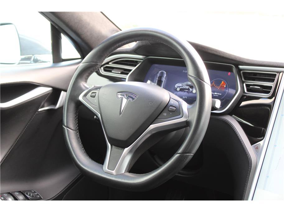 Used 2015 Tesla Model S 85D image 15
