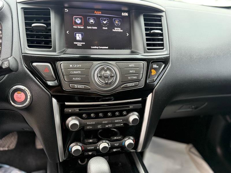 Used 2019 Nissan Pathfinder S image 11