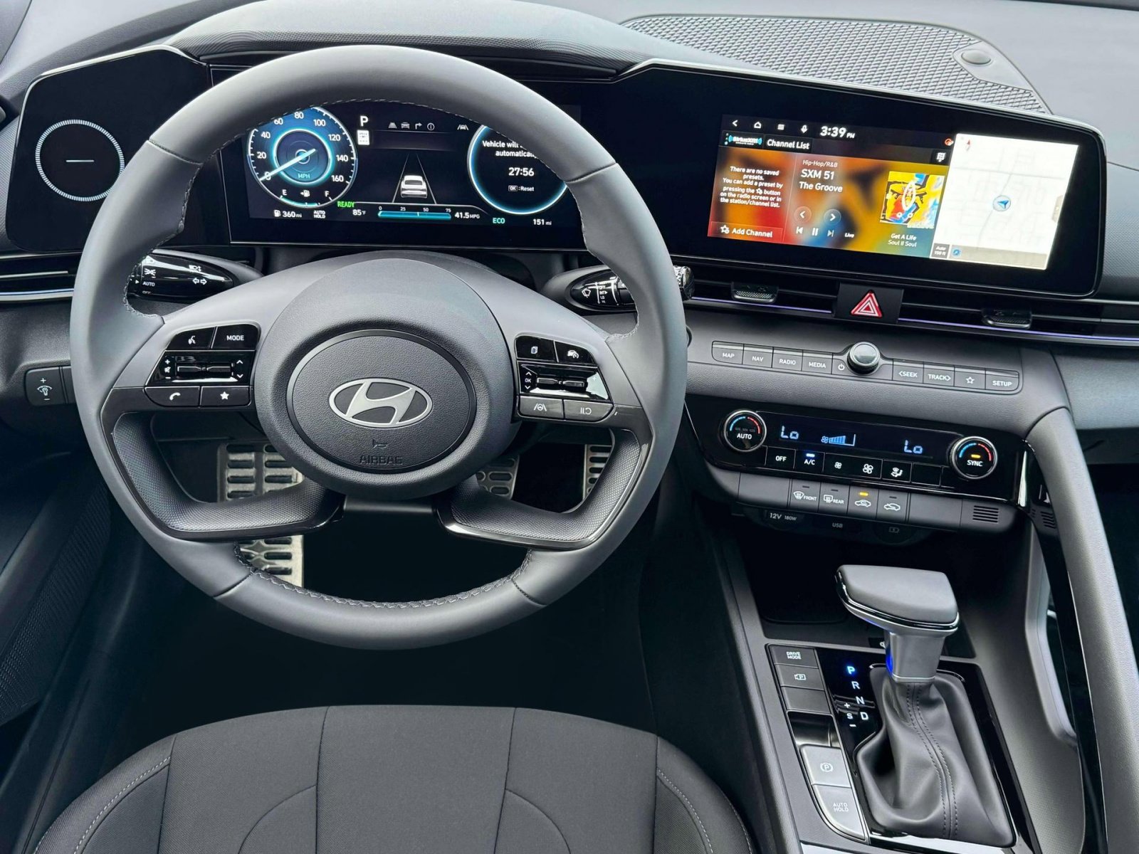 New 2025 Hyundai Elantra SEL image 20