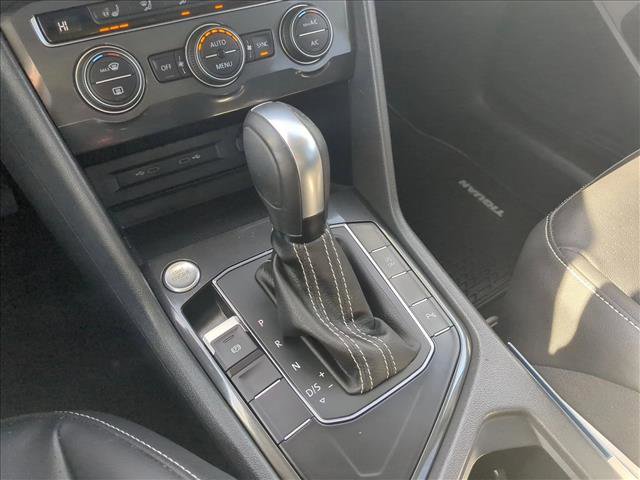 Used 2021 Volkswagen Tiguan SEL image 12