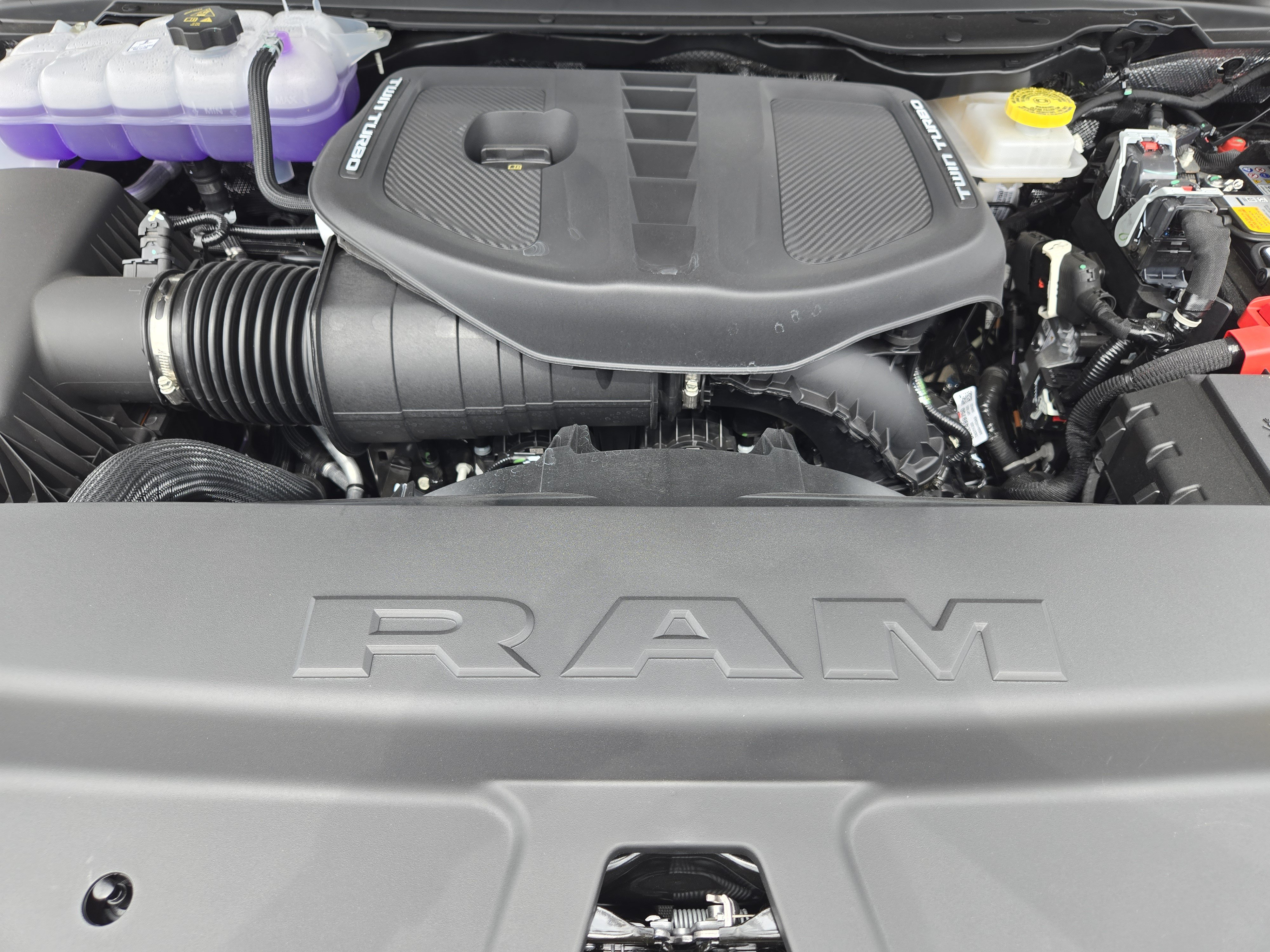 New 2026 RAM 1500 Limited AWD/4WD image 23