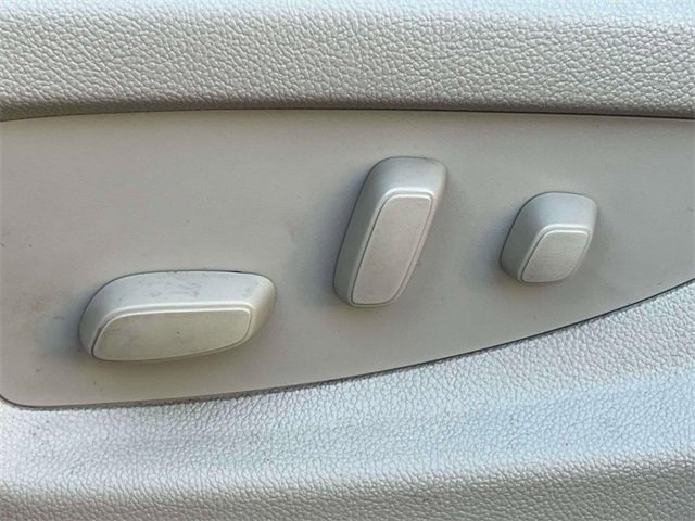 Used 2018 GMC Yukon Denali image 18