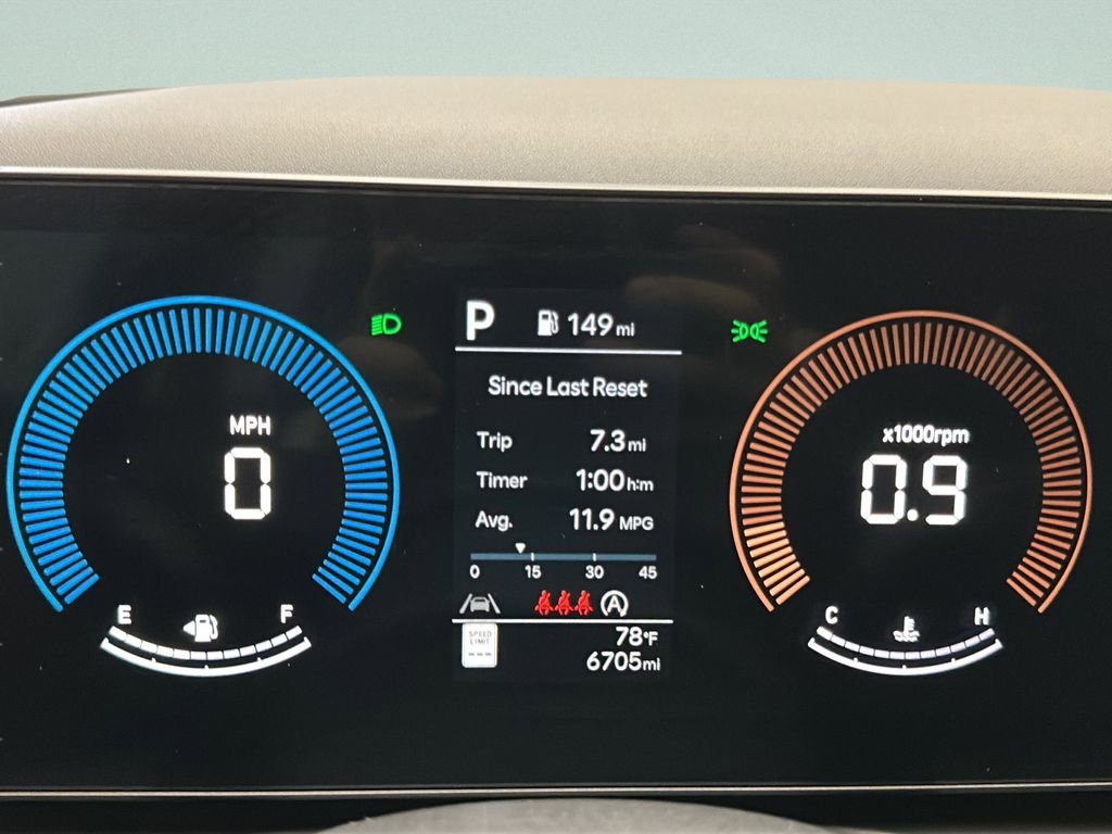 Certified 2025 Hyundai Tucson SE image 22