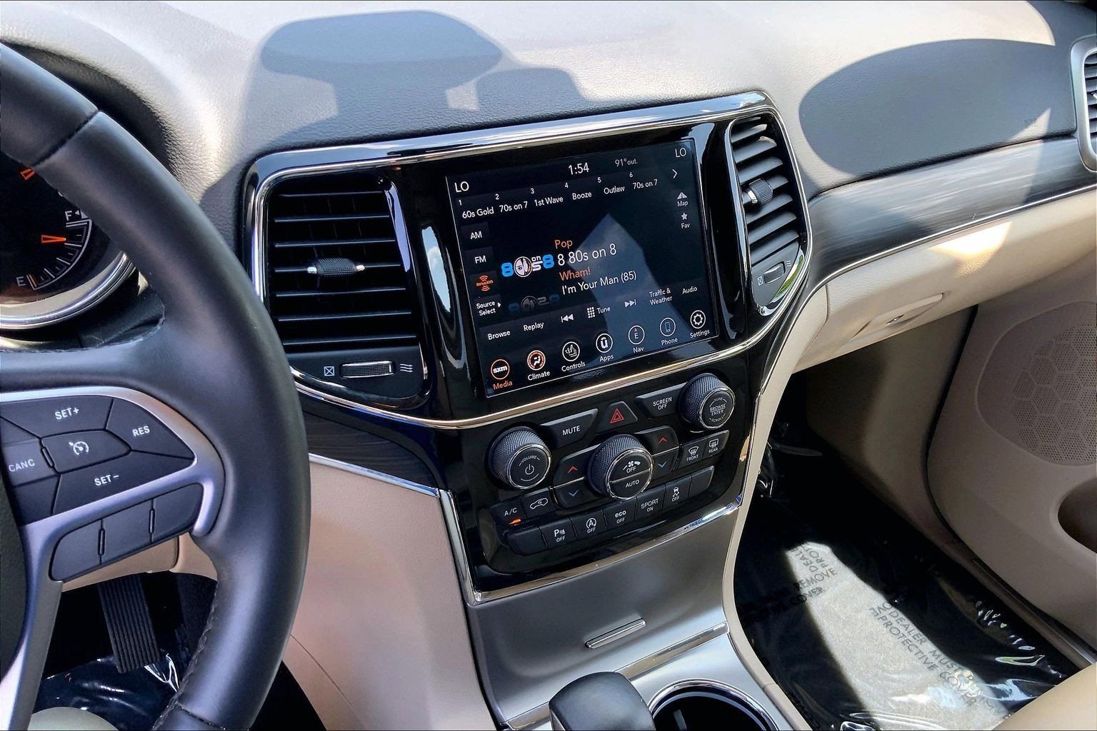 Certified 2021 Jeep Grand Cherokee Limited AWD/4WD image 6