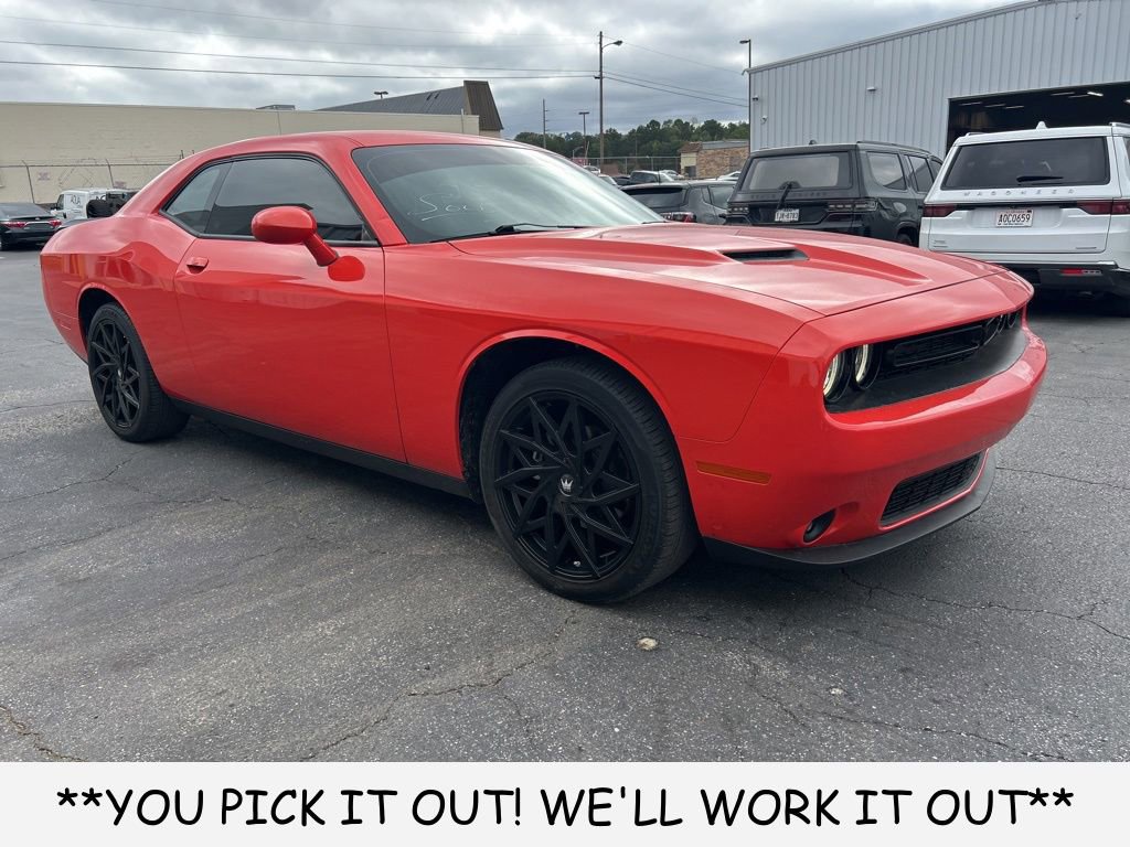 Used 2022 Dodge Challenger SXT w/ Blacktop Package