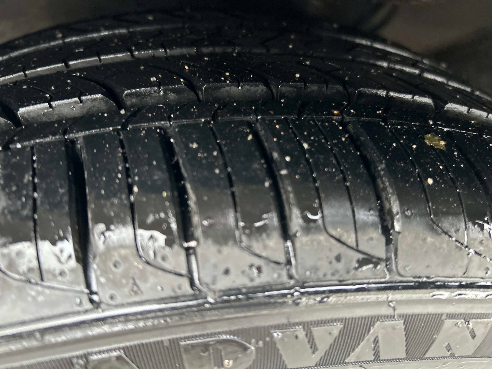 Used 2014 Hyundai Veloster w/ Style Package 02 image 10