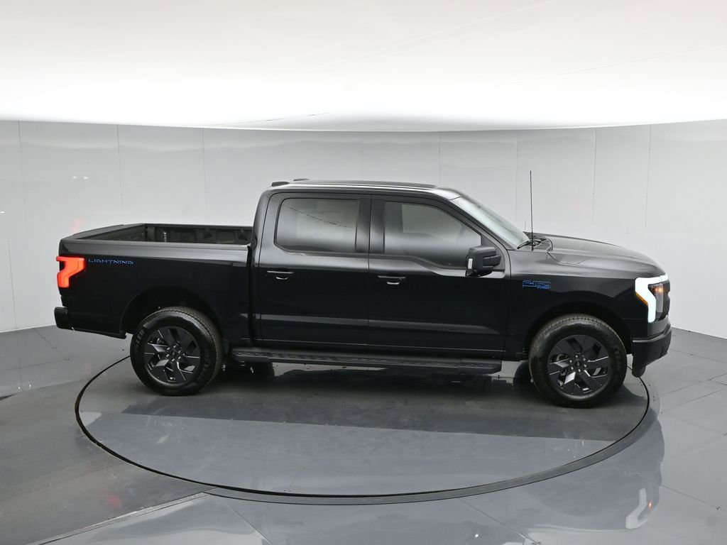 New 2025 Ford F150 Lightning Flash AWD/4WD image 54