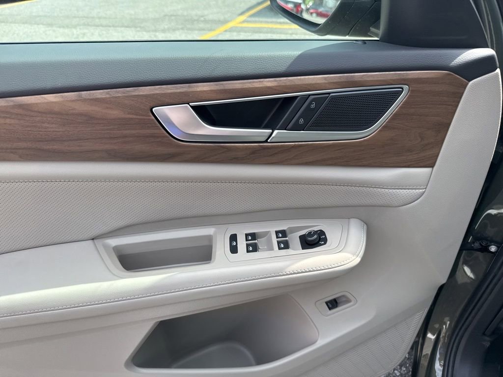 New 2026 Volkswagen Atlas SE image 17