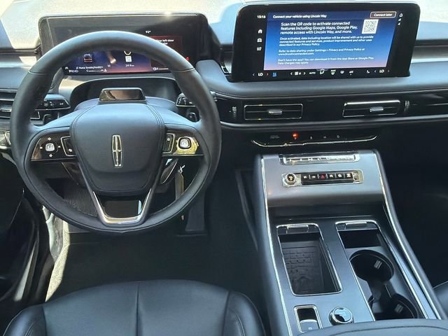 New 2026 Lincoln Aviator AWD image 25