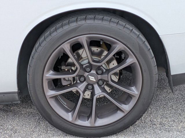 Used 2013 Dodge Challenger R/T RWD image 8
