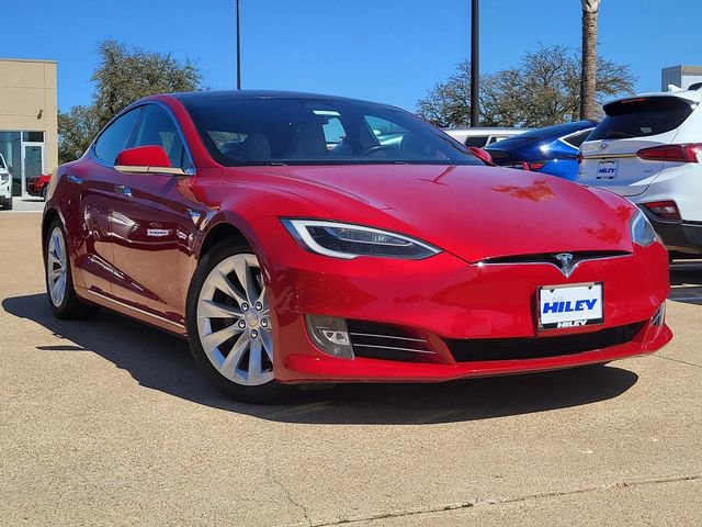 Used 2016 Tesla Model S 90D image 1