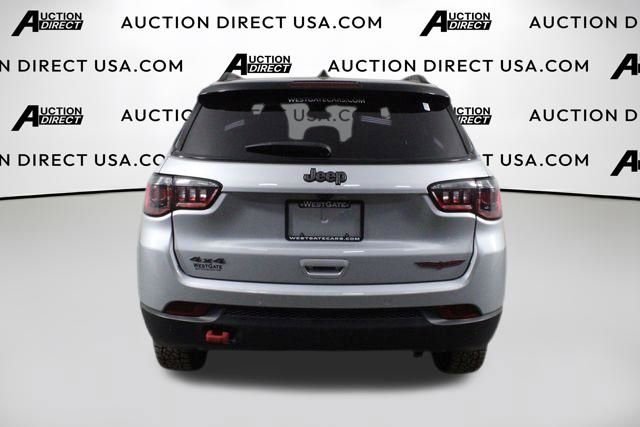 Used 2024 Jeep Compass Trailhawk AWD/4WD image 8