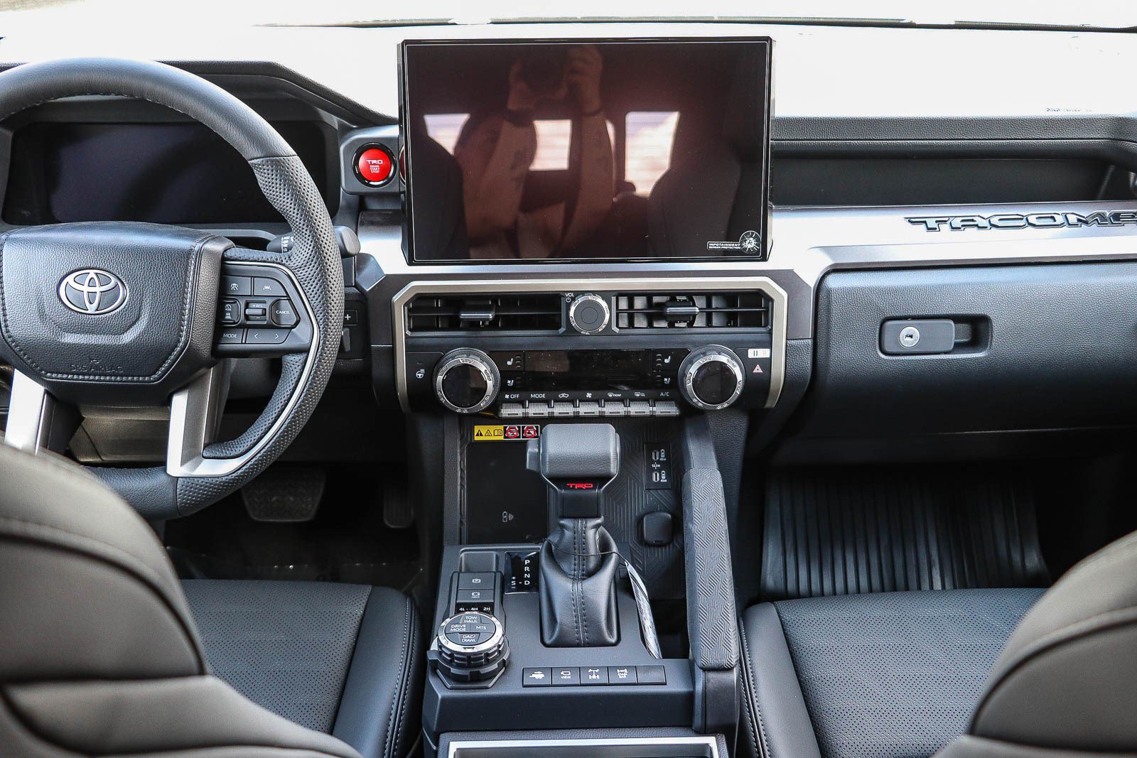 New 2026 Toyota Tacoma TRD Off-Road AWD/4WD image 14