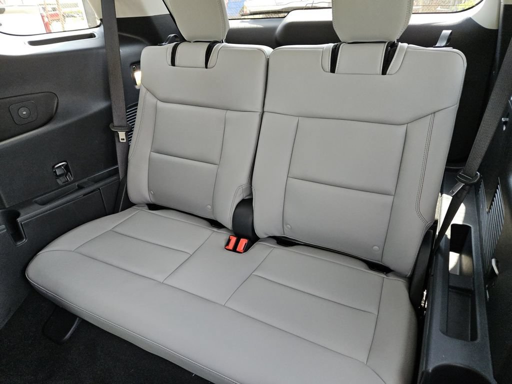New 2026 Ford Explorer Active w/ Active Comfort Package RWD image 29