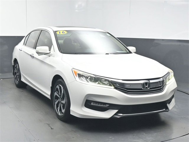 Used 2016 Honda Accord EX-L image 2