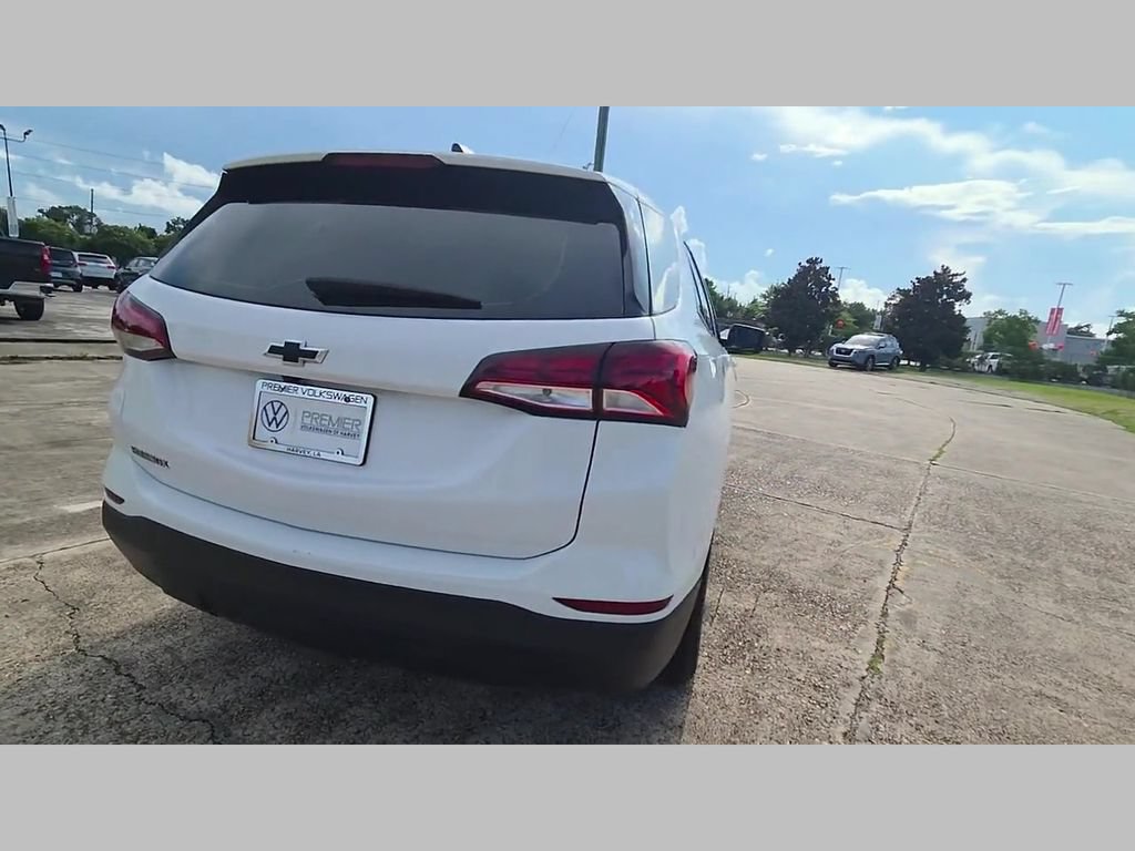 Used 2023 Chevrolet Equinox LS FWD image 39