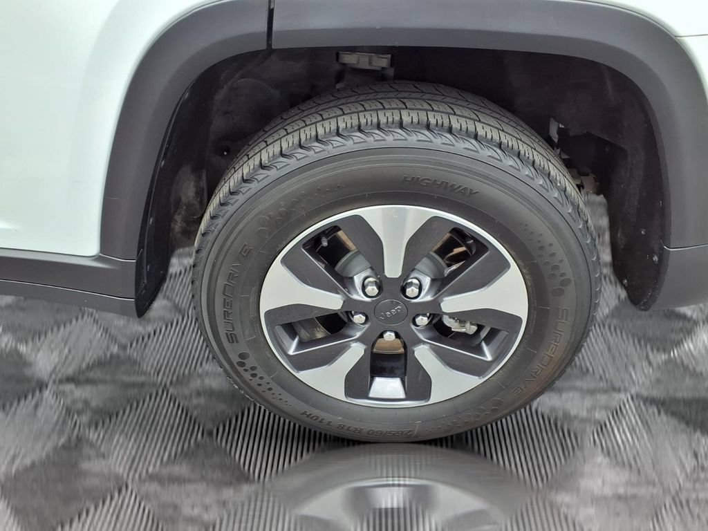 Used 2024 Jeep Grand Cherokee Limited 4xe AWD/4WD image 22