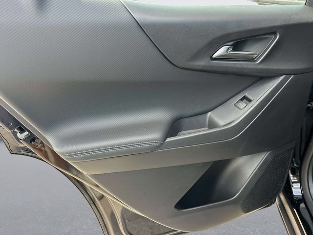 New 2027 Chevrolet Equinox LT w/ Convenience Package II FWD image 19