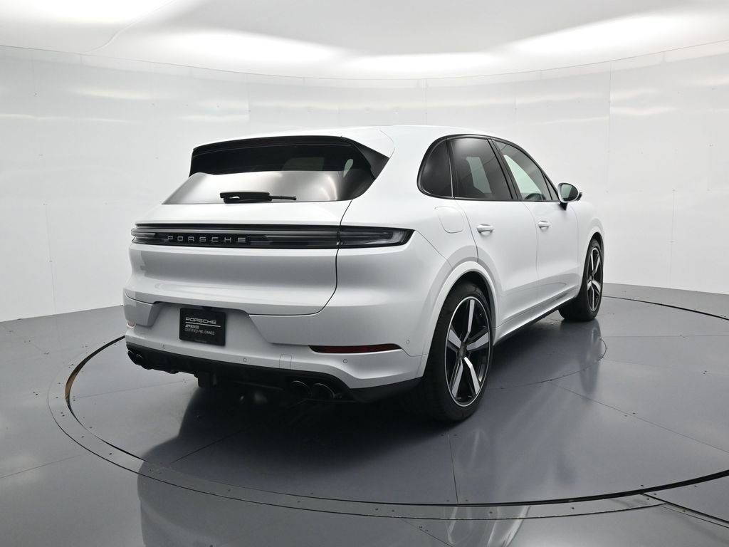 Certified 2025 Porsche Cayenne Turbo AWD/4WD image 30