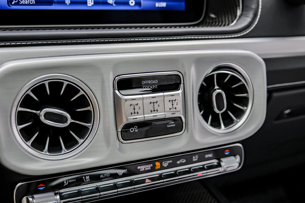 Used 2027 Mercedes-Benz G 63 AMG 4MATIC image 38