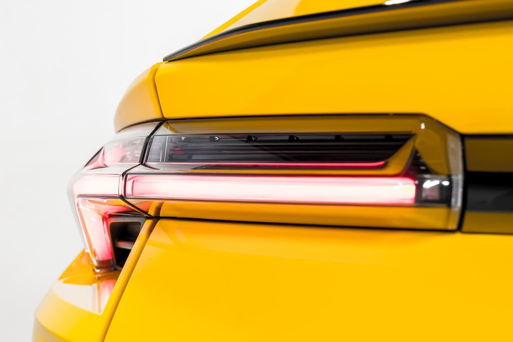 Used 2022 Lamborghini Urus AWD/4WD image 57