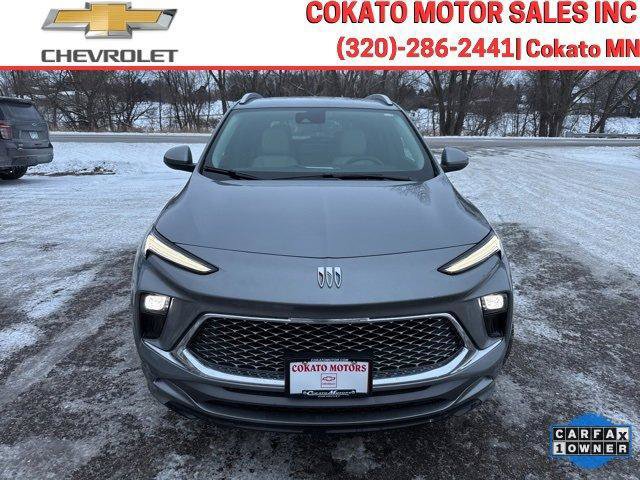 Used 2024 Buick Encore GX Avenir w/ Avenir Convenience Package image 2