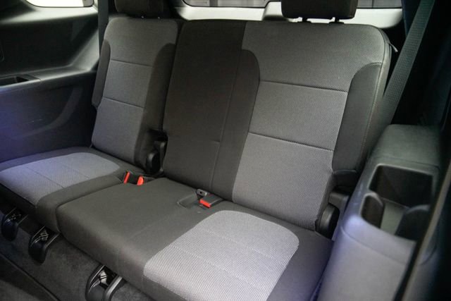 Used 2023 Chevrolet Traverse LT image 25