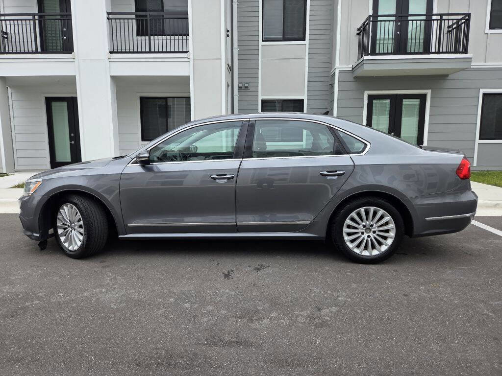 Used 2016 Volkswagen Passat 1.8T SE w/ Lighting Package (P06) FWD image 10