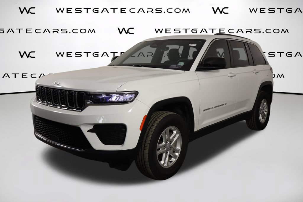 Used 2025 Jeep Grand Cherokee Laredo w/ Luxury Tech Group I AWD/4WD 360° Tour