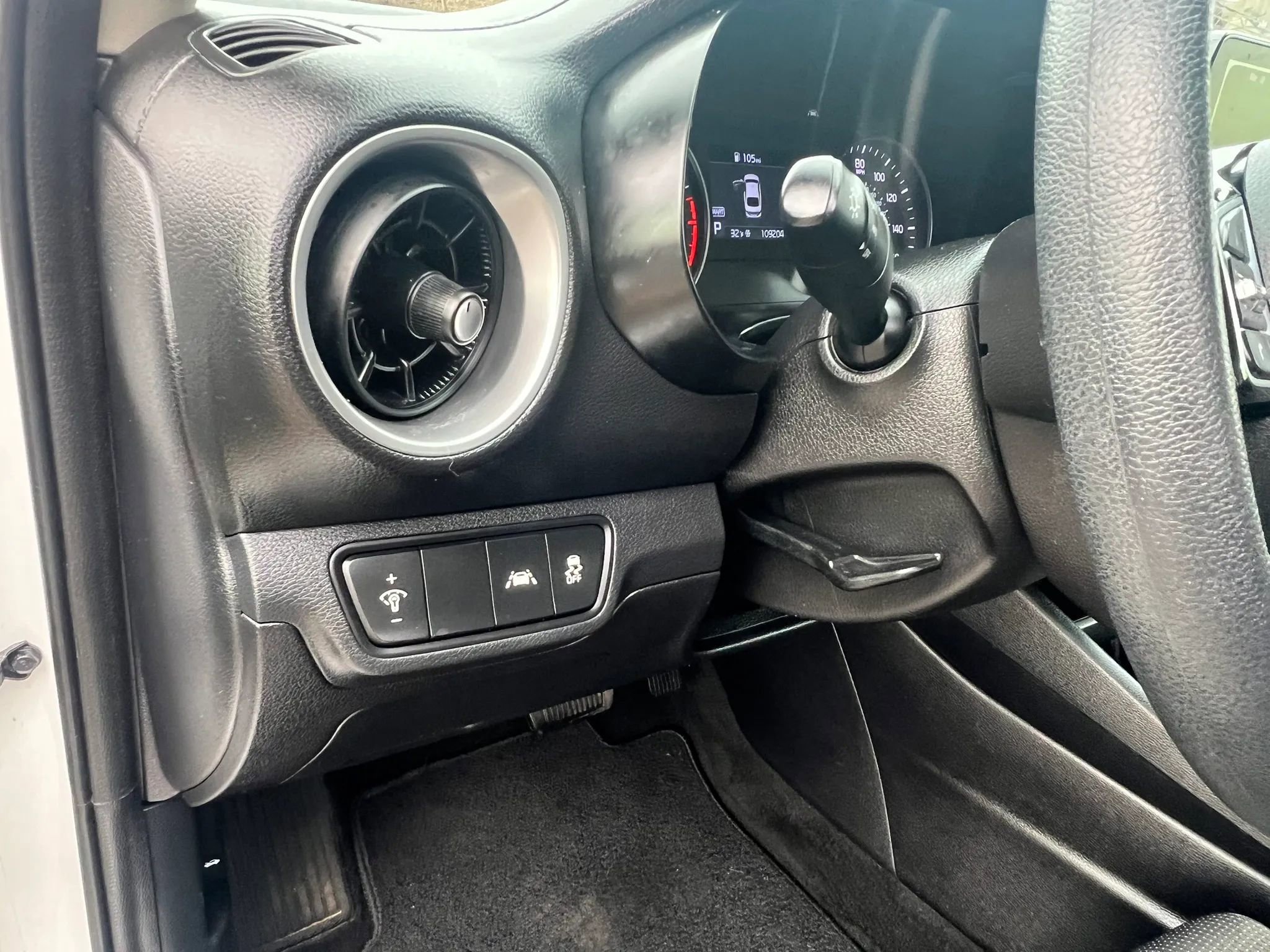 Used 2019 Kia Forte LXS FWD image 23